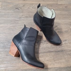 Fortress of Inca black leather Ani booties size 37